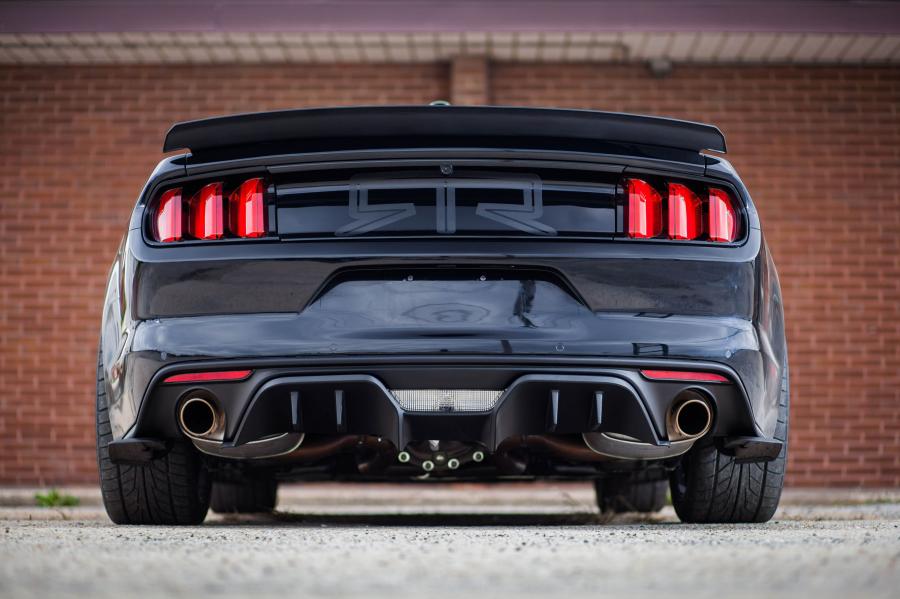  Ford Mustang RTR 2015 года  (фото 9 из 15)